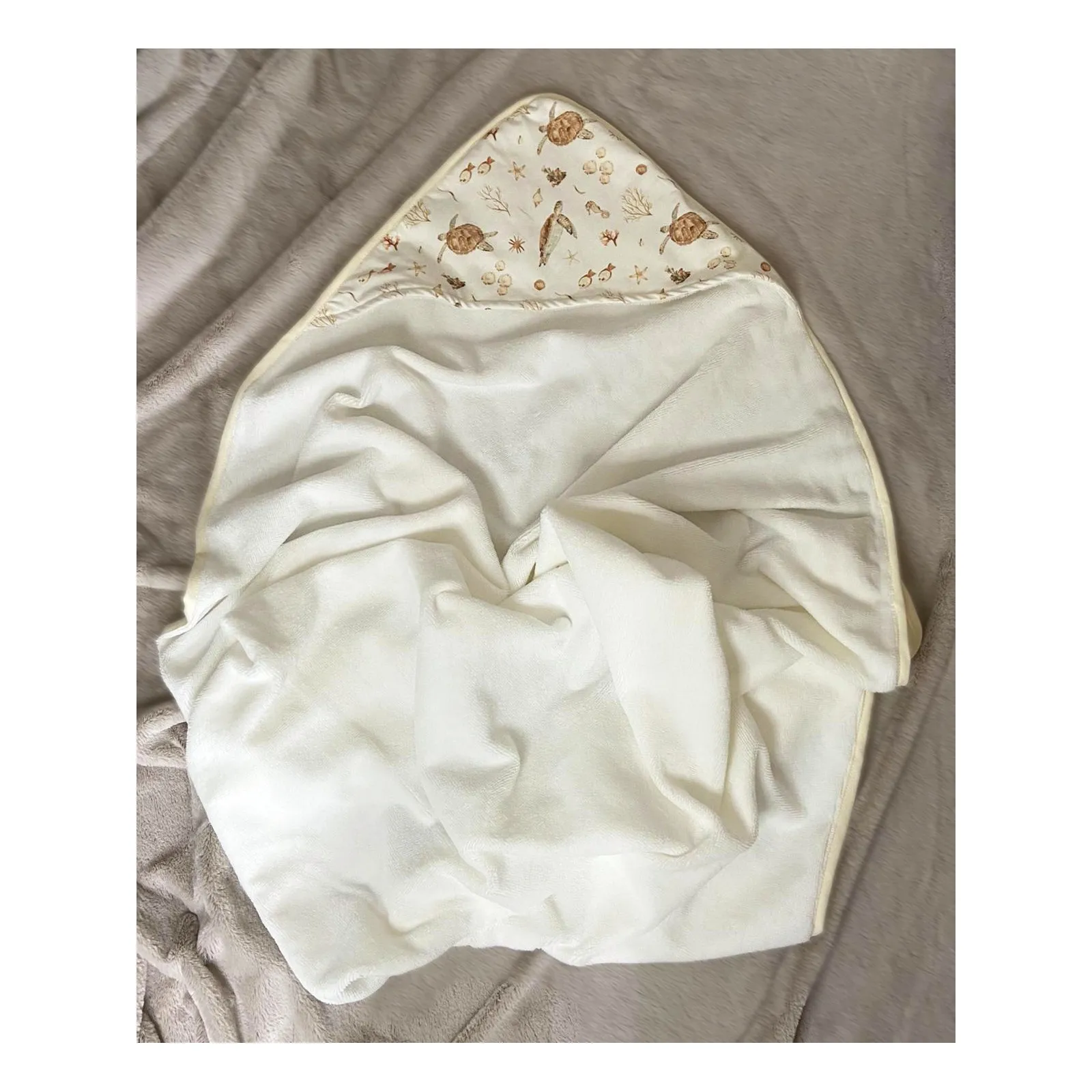 Cape de bain motifs mer