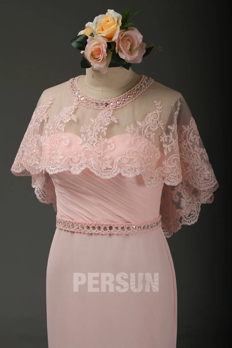 Cape dentelle rose poudré encolure perlé pour invité mariage 