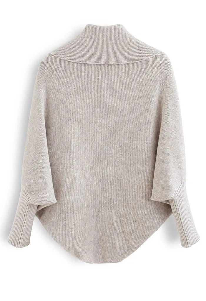 Cape en tricot à manches chauve-souris ouverte sur le devant en taupe