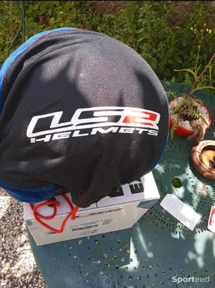 Casque moto LS2  neuf Ajouté le : 26/06/2023