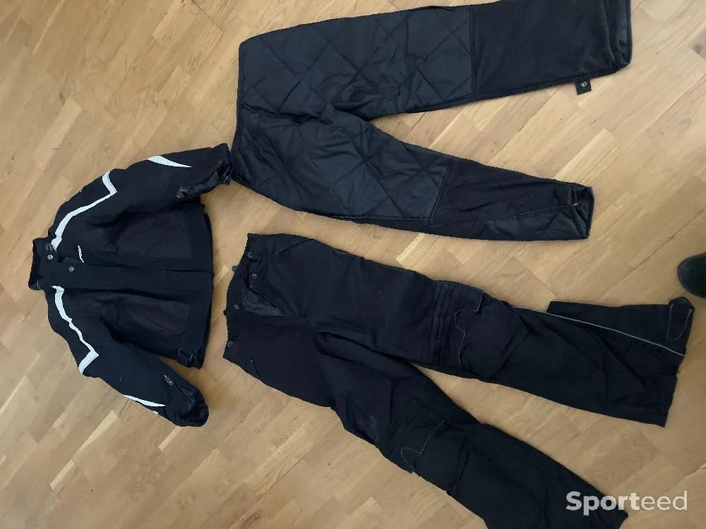 Tenue complète moto femme Speedi d'occasion Ajouté le : 26/10/2023